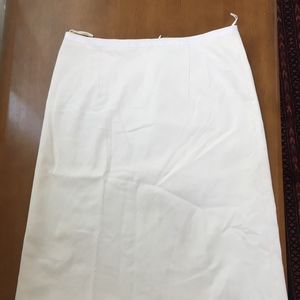 Strenesse white pencil skirt